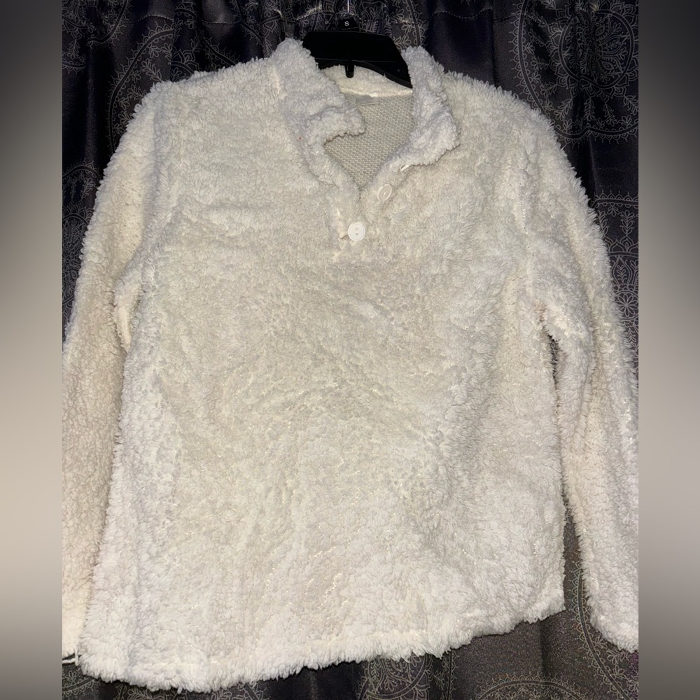 Fuzzy jacket - Picture 2 of 2